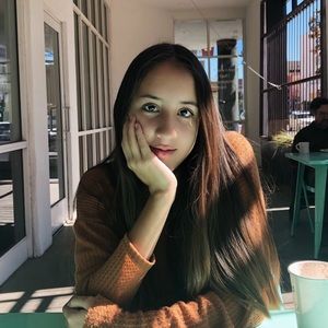 Meet your Posher, Maya